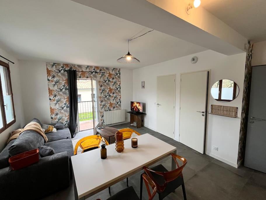 Appartement T2, De 1 A 4 Voyageurs Saint-Jean-de-Boiseau Esterno foto